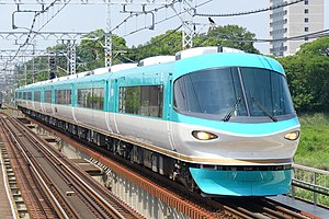283系で運行の「くろしお」 （2017年7月15日 浅香駅）