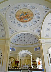 View down the nave to the altar Baltimore Basilica main aisle.JPG