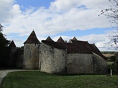 Château de Forges, vue de l'entrée, côté sud-est.