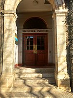 Intrarea la Institutul de Ornitologie Africană "FitzPatrick".