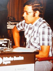 Šimons Kagans 1979. gadā