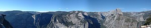 English: Panorama of view of Yosemite Valley i...
