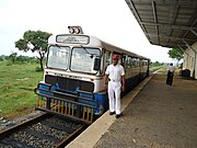 斯里蘭卡的鐵路巴士，位於該國東部的Punani 車站