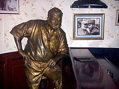 Statue d'Hemingway et photo avec Fidel Castro
