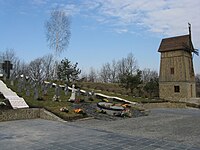 Манумент у Абухаве Кіеўскай вобласці.