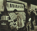 1952年新華書店上海北站無人售票