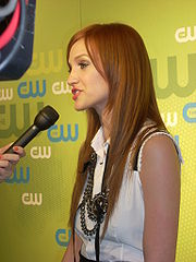 Ashlee Simpson-Wentz at CW Upfront 2009 2.jpg