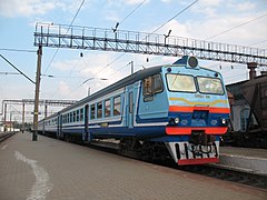 Дизель-поїзд DRB1-04 на станції Осиповичі І