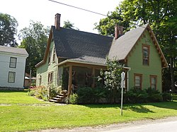 Ca. 1850 Carpenter Cothic Cottage Миддлфилд, штат Нью-Йорк, 10 августа.