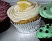 English: Frosted cupcakes from Mon Petit Cupca...