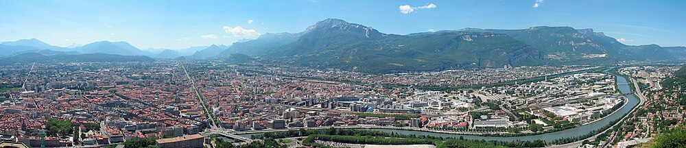 1000px-Grenoble_pan.jpg
