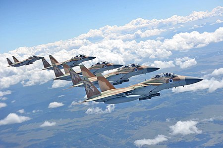 מטס של F-15I רעם של טייסת 69 "הפטישים"