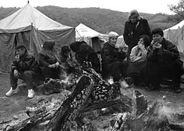 Serbian and other non-Albanian refugees during Kosovo War. Serbia is home to highest number of refugees and IDPs in Europe. Kosovo-metohija-koreni-duse004.jpg