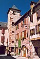 La Canourgue (maison à la tour carrée).