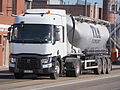 Renault T dans une cimenterie