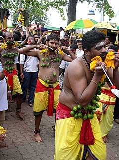 Thájpuszám hindu fesztivál