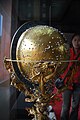 Globe céleste chinois : image des globes antiques.