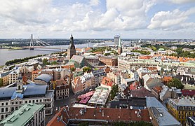 Riga, l'odierna capitale della Lettonia, fu contesa per secoli per via della sua posizione strategica e dei commerci che si svilupparono nel corso del tempo