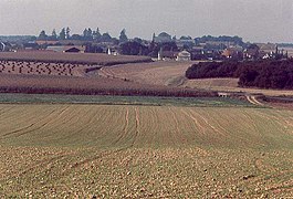 Berchères-la-Maingot vue de la route de Jouy en 1972.