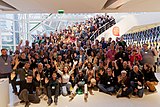 Photo de groupe à la WikiConvention francophone 2022