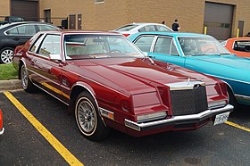 Chrysler Imperial 1982 года выпуска (26725221513) .jpg