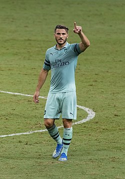 Kolašinac az Arsenal színeiben 2018-ban