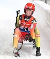 La lugeuse allemande Natalie Geisenberger lors de l'épreuve d'Igls de la coupe du monde de 2018-2019. (définition réelle 2 280 × 2 720)