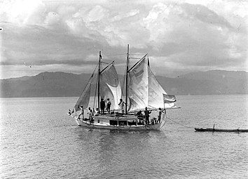 Orembai milik belanda, Seram, Maluku, ca. 1925