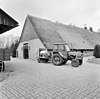 Boerderij met achterbaander en houten topgevel (woondeel aan nr. 11)