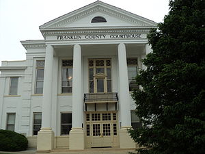 Здание суда округа Франклин в мае 2010 г.