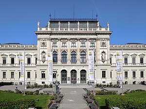Hauptgebäude der Universität Graz
