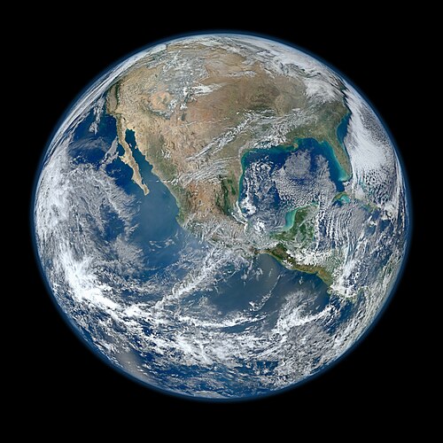 Снимок большей части Северной Америки, сделанный с высоты 826 км спутником Suomi NPP