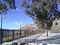 Vista desde el parque Saavedra hacia Saavedra. El parque esta mucho más elevado que el barrio sobre el nivel del mar.