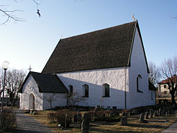 Täby kyrka i april 2006