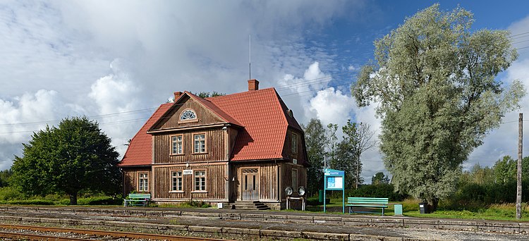 Здание железнодорожной станции Тоотси, построенное в 1927 году. Тори, Эстония