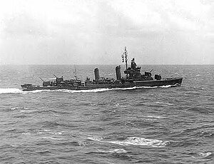 USS Duncan underway in the south Pacific on ngày 7 tháng 10 năm 1942, five days before she was sunk in the Battle of Cape Esperance.