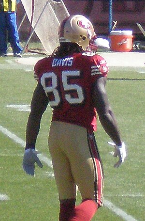 San Francisco 49ers tight end Vernon Davis war...