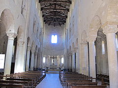Interno della chiesa abbaziale di Sant'Antimo