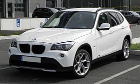 BMW X1 xDrive18d (E84) – Frontansicht, 12. Juni 2011, Düsseldorf.jpg