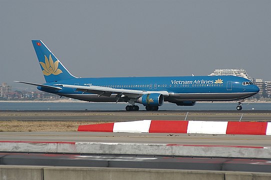 Boeing 767-327ER