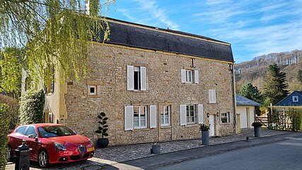 Klasséiert Haus an der rue de la Montée