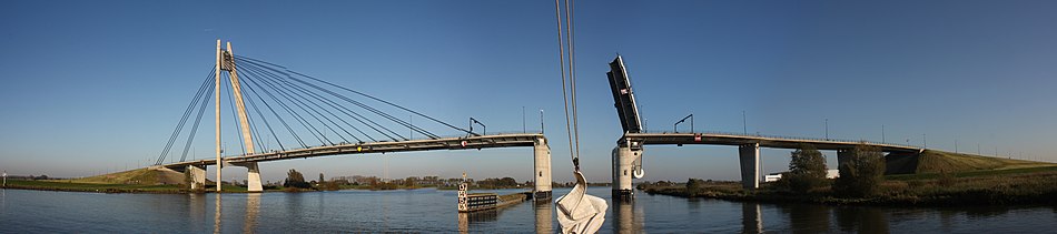 Eilandbrug gezien vanuit het Westen