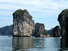 Bahía de Ha-Long en la Provincia de Quảng Ninh