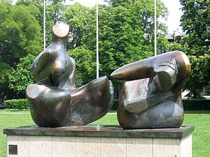 Henry Moore: Liegende, 1969