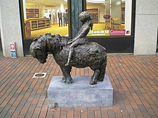 Bronzenbeeld "Kind op pony" (1971) van Hans Bayens