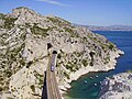 Die Calanque La Vesse mit dem Eisenbahnviadukt (Bahnstrecke Miramas–L’Estaque)