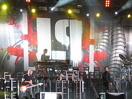 Linkin Park at the Novarock Festival.jpg