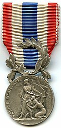 Médaille d'honneur de la Police nationale.jpg