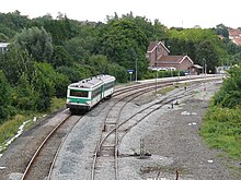 La gare, vue en 2008 depuis le pont de l'ancienne route nationale 30