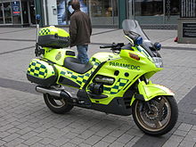 220px-Motorcycle_paramedic_London_Ambulance_Service.jpg